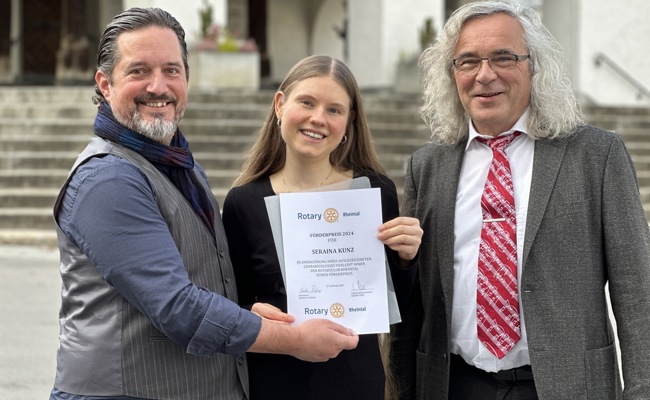 Lehre mit 5,6 abgeschlossen: Seraina Kunz erhält Rotary-Förderpreis