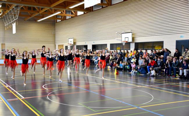 Showturnen, nicht Schauturnen
