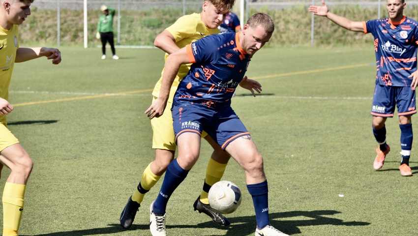 Ernis Spahiu wird den FC Rheineck voraussichtlich auch gegen Thusis/Cazis als Captain aufs Feld führen. Ernis Spahiu wird den FC Rheineck voraussichtlich auch gegen Thusis/Cazis als Captain aufs Feld führen.