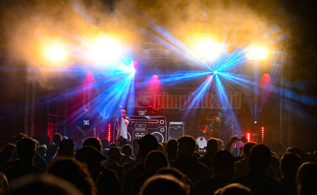 «Rock am Fels»: Trotz Regen am Freitag kamen mehr Leute als vergangenes Jahr