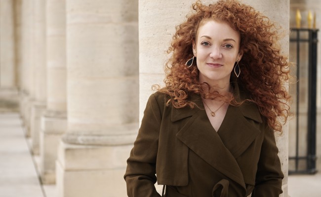 Podcast-Star Yvonne Eisenring liest in der «biblioRii» aus ihrem Buch