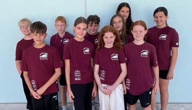 Wettkampfgruppe von Rhy Swimming startet mit 23 Bestzeiten in die Saison