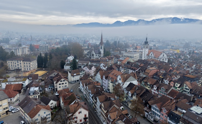 Wo ist es blau? Jetzt sagt KI sogar, wo es keinen Nebel hat