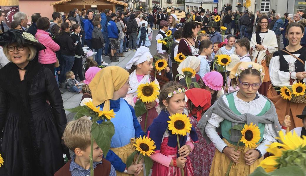 Der Umzug am Samstagabend war erneut sehr farbenfroh. 