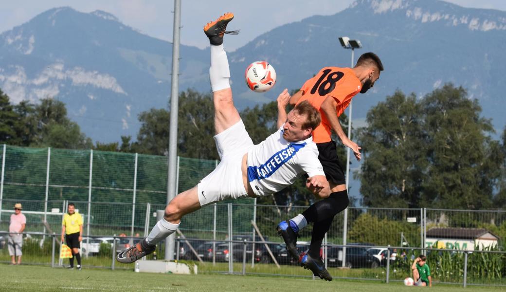 Obschon diesem Fallrückzieher von Marc Schneider (gegen Igor Rankovic) kein Erfolg beschieden war, siegte Rüthi gegen Diepoldsau mit 2:0. Dank des abschliessenden 1:0-Siegs gegen Montlingen feierte dennoch Diepoldsau den Halbfinaleinzug. 