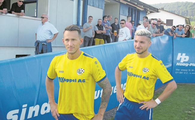 Teamplayer schiesst Traumtor