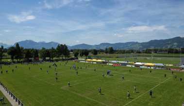 Sport und Party zum Ferienabschluss mit grösstem Fausterturnier