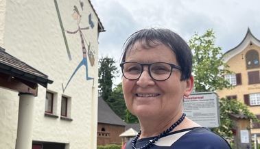 Fertig Schule: Sie hat angeregt, dass Steiger-Figuren die Schulhaus-Wand hochklettern