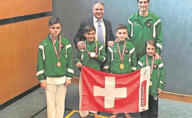 Zwei Goldmedaillen für Altstätter Karateschule