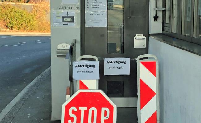 Der Ausfuhrstempel kommt per Post