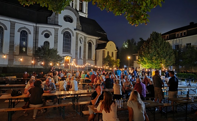 Sommerabendkonzert: Musikalisches Fest mit Gastverein