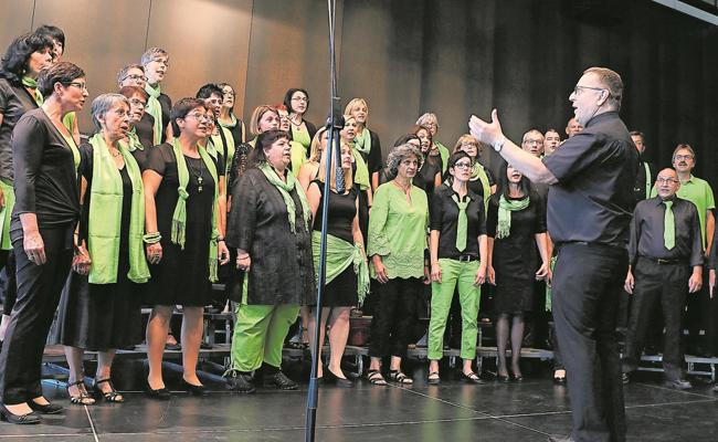 Strahlendes Fest der Lieder und Chöre