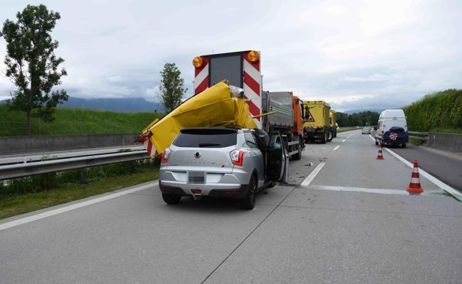 Verletzte nach heftigem Aufprall