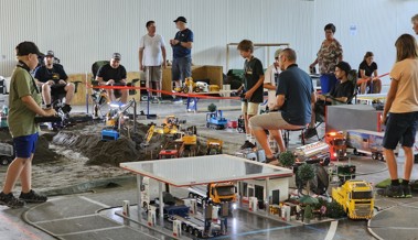 Kleine Trucks, grosse Technik – Minitrucker Rheintal trafen sich zum Schaufahren Kleine Trucks, grosse Technik – Minitrucker Rheintal trafen sich zum Schaufahren