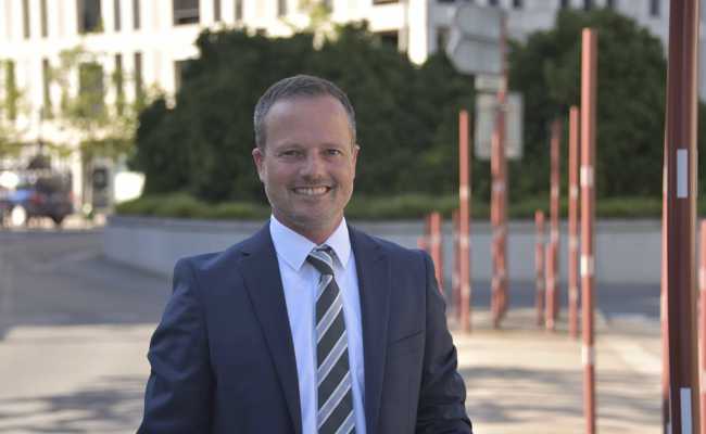 1841 Stimmen: Bruno Seelos siegt souverän im ersten Wahlgang