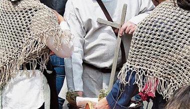 Säumer eröffnen den Mittelaltermarkt