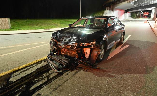 Auffahrunfall:  beide beteiligten Autofahrer betrunken