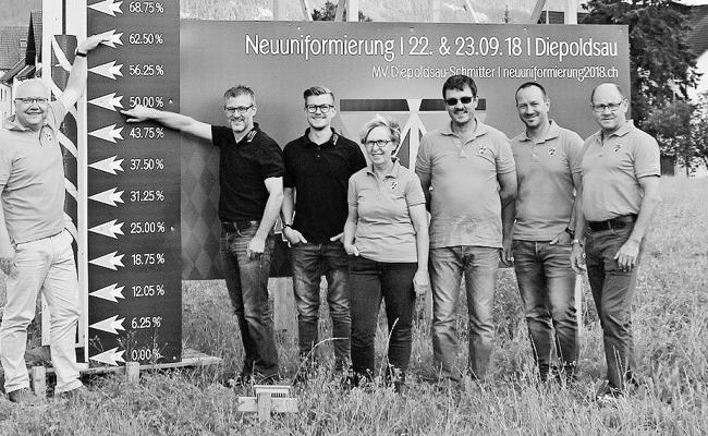 Dank Ortsgemeinde näher an der  neuen Uniform 