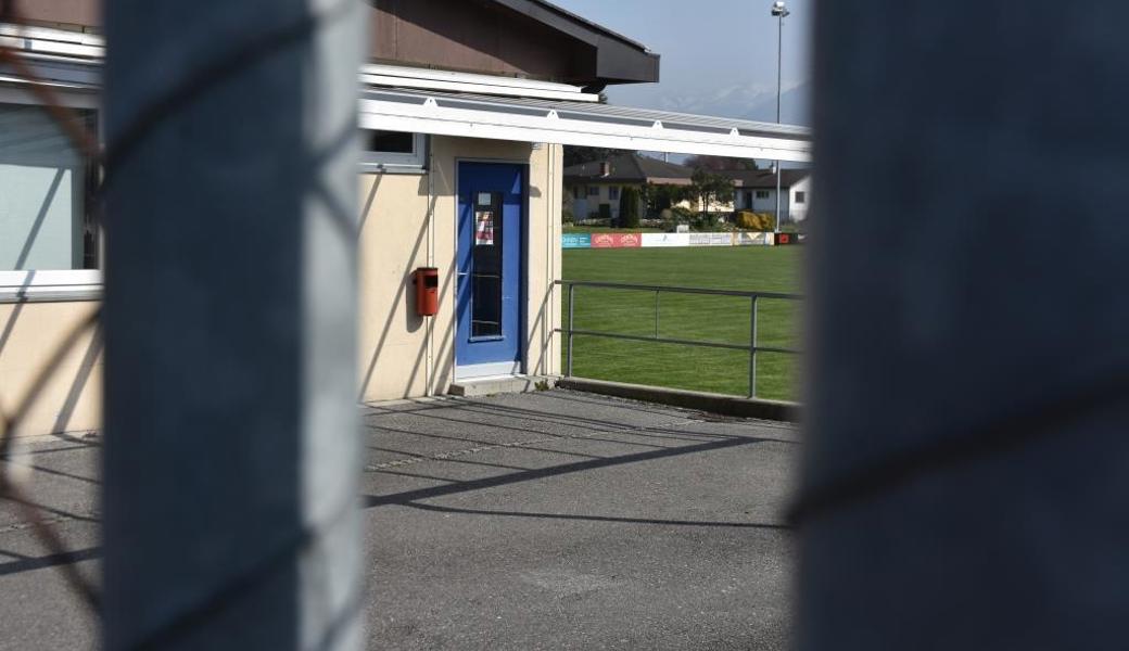 Die Sicht aufs Spielfeld ist eingeschränkt.