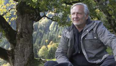 «Wir haben Angst vor der Natur», sagt Baumspezialist Conrad Amber. Er weiss, wie man die Angst überwindet