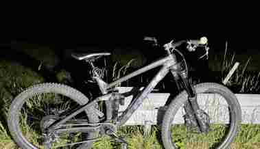 21-Jähriger baut Unfall mit Velo – schwer verletzt