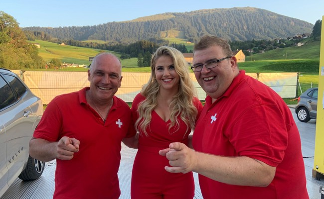 Die Rheintaler Partyhelden treffen auf Schlagerstar Beatrice Egli