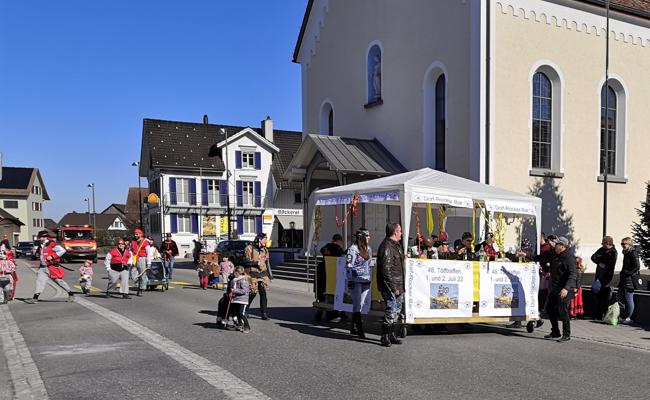 Kriessner Fasnachtsumzug light