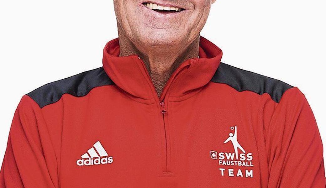Jogi Bork betreut in der bald beginnenden Hallenmeisterschaft die Diepoldsauer NLA-Faustballer. 