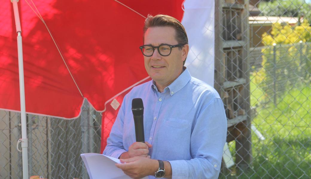 Benedikt Würth bei seinem Rüthner Auftritt: "Wer will, kann sich mir beim Hirschensprung anschliessen."