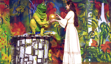 Zauberhafte Welt der Märchen: Der Froschkönig kommt ins Metropol