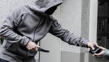 23-Jähriger auf offener Strasse ausgeraubt
