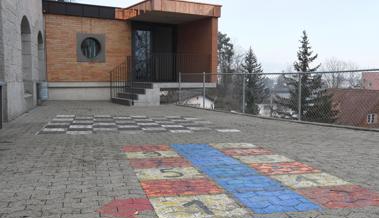 Der Engpass beim Schulhauseingang ist beseitigt
