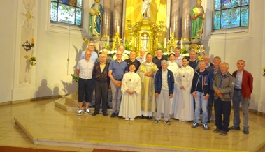 Männer pilgerten zur Kirche Maria Geburt