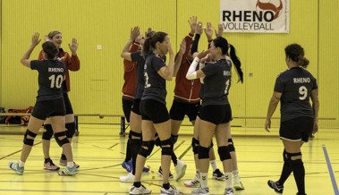 Die Rheno-Frauen gewinnen im letzten Spiel des Jahres erstmals in der Fremde