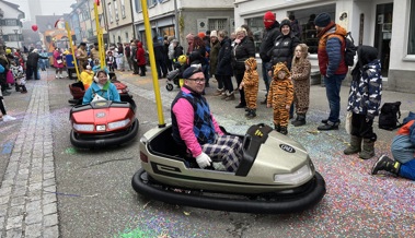 Hammerauftritt am Fasnachtsumzug unter dem Motto «Forever Young»