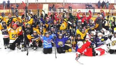 Einmal mit Top-Spielern aus der National League trainieren Einmal mit Top-Spielern aus der National League trainieren