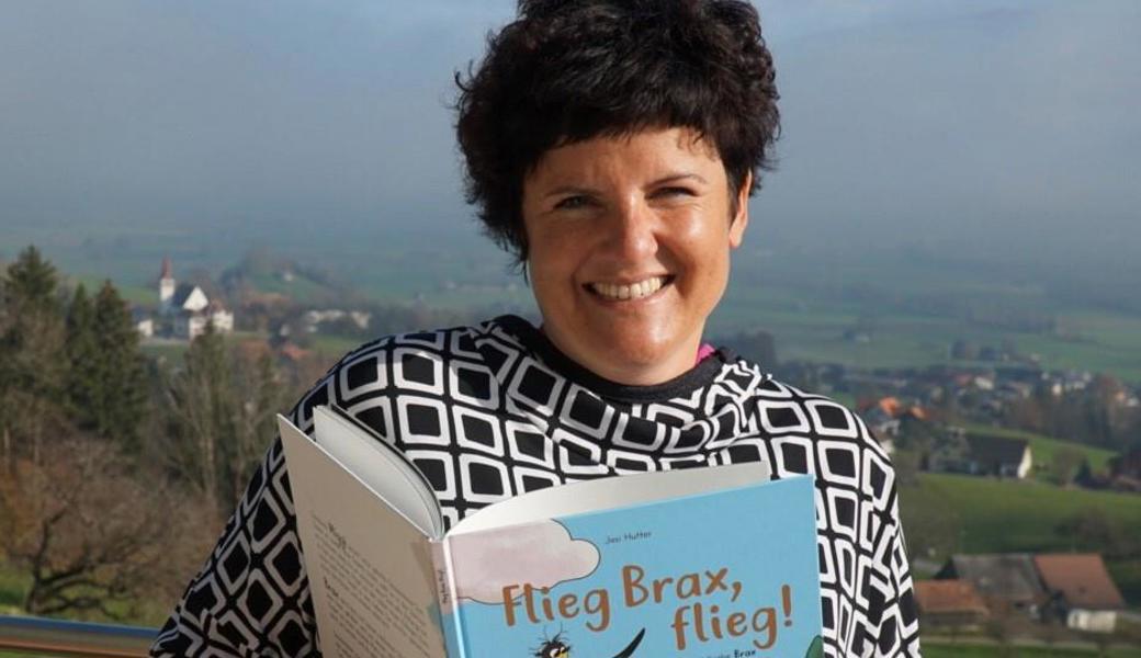 Das Kinderbuch «Flieg Brax, flieg!» kann neu im Moflar Altstätten und Heerbrugg gekauft werden.