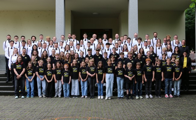 Dämmerschoppen des Musikvereins Harmonie: Ein Abend mit Musik und Geselligkeit am 20. Juni