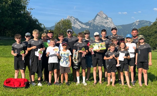RC Oberriet-Grabs im Schwyzer Sägemehl erfolgreich
