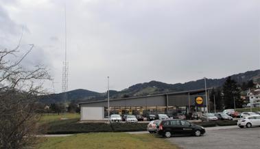 Erster Lidl mit Mobilfunkantenne