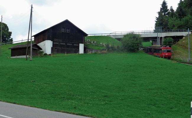 Sperre Stoss: Blick hinter die Bunkermauern