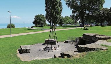 Stadt verbietet Einweggrills am See