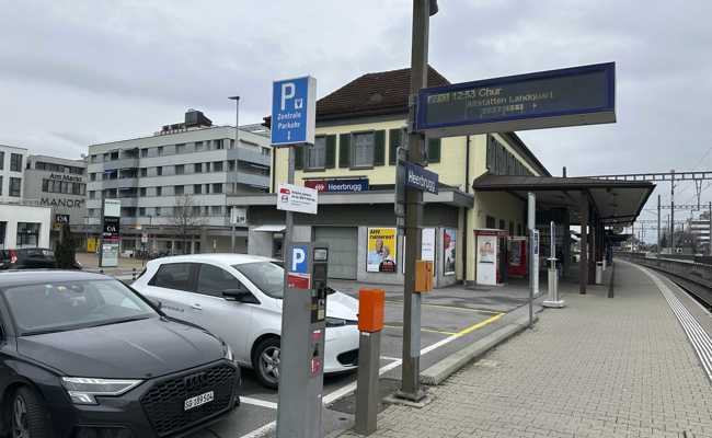 Bezahlvorgang abgebrochen: SBB-Parkautomat ist altersschwach