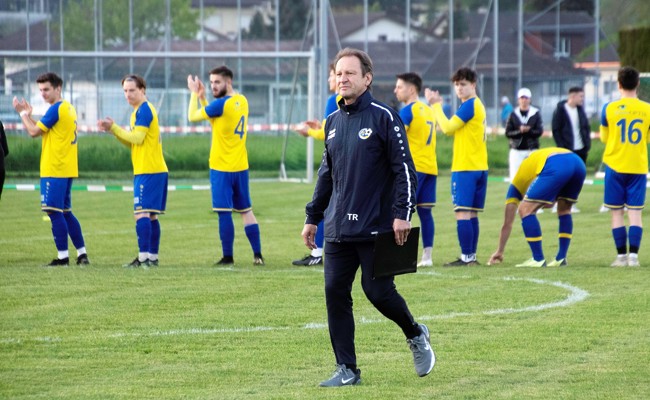 Dramatisches Spiel mit sechs Toren, aber ohne Sieger in Au