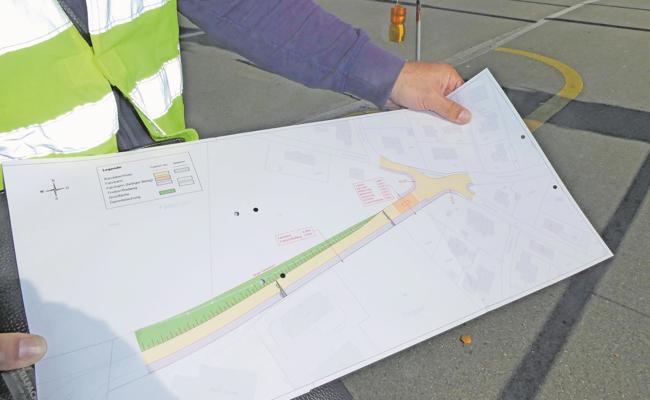 Für Velofahrer die Fahrbahn ändern