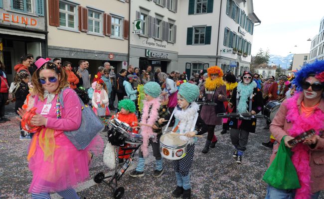 Start in die Fasnachtssaison: Hier kannst du diesen Freitag feiern