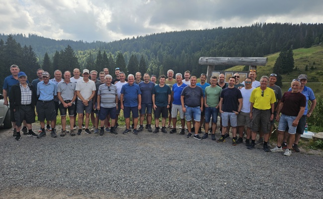 Fitness- und Männerriegler auf Bauernhofgaudi und Schwarzwaldtour