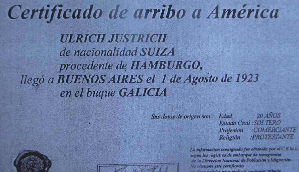Das Dokument «Certificado de arribo a América» bestätigt die vor hundert Jahren erfolgte Ankunft von Ueli Jüstrich in Argentiniens Hauptstadt Buenos Aires. Bild: Peter Eggenberger
