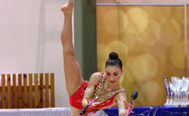 Lea Schefer von der RG Berneck gewinnt Silber im ersten Quali-Wettkampf