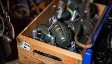 Nach Razzia in «Military-Shop»: «Kommt nun die Polizei zu mir?»